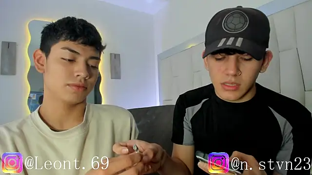 LoganTwink18 online show from 04-07-26, 01:24