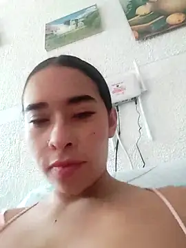 Valenn fernandez online show from 04-21-26, 03:40