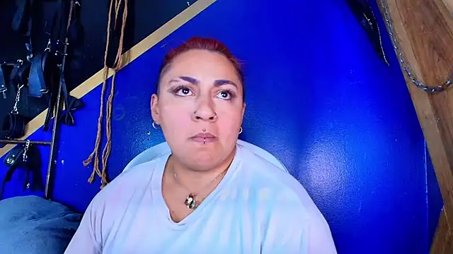 Snapshot of YiingandYang chatting on 03-25-26, 09:14 YiingandYang online show from 03-25-26, 09:14