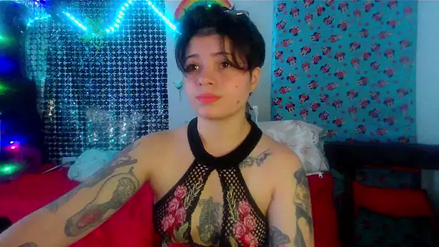 Mitsuha gate online show from 11-14-25, 02:43