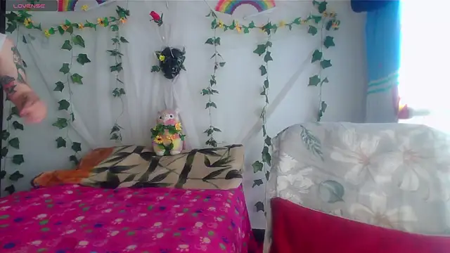 Mitsuha gate online show from 01-07-26, 02:44