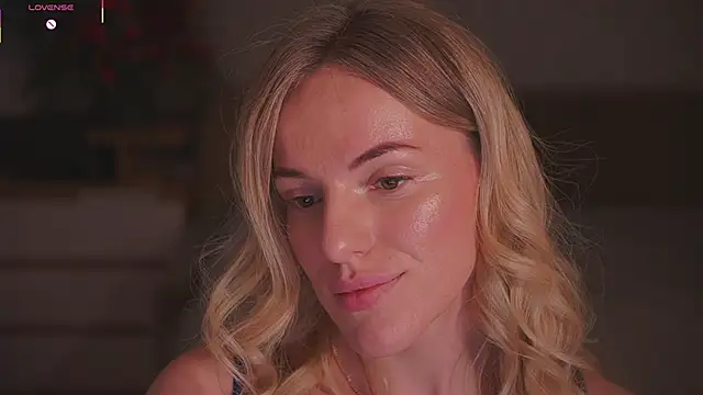 Vanille Mystery online show from 01-11-26, 01:01