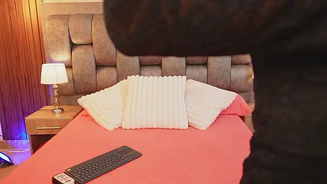 More Hott online show from 01-17-26, 06:55