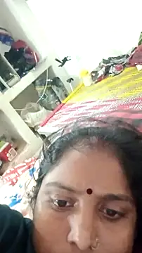 Guriya0076 online show from 05-17-26, 12:49