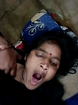 Guriya0076 online show from 02-17-26, 06:49