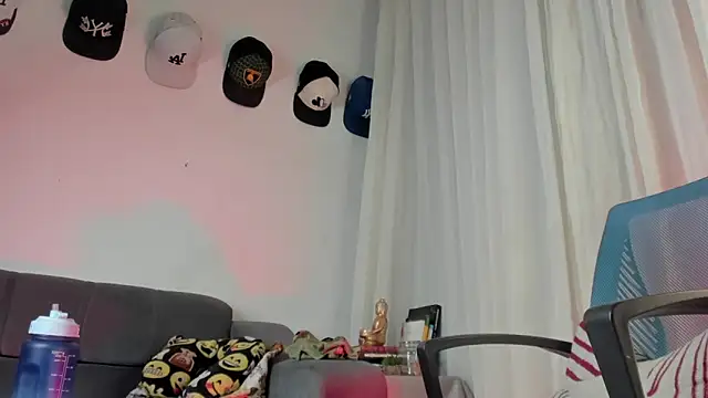 Snapshot of santi_xximo chatting on 10-13-25, 11:16 santi xximo online show from 10-13-25, 11:16