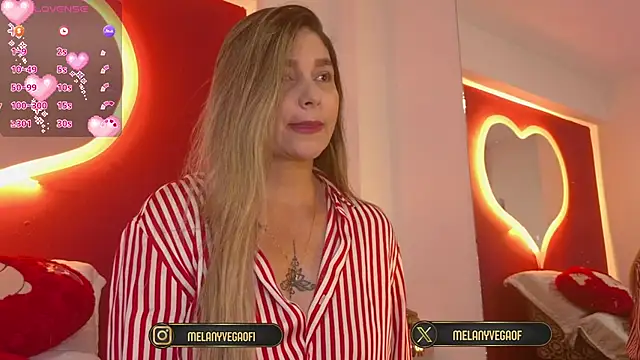 Snapshot of MelanyVegas chatting on 11-08-25, 08:18 MelanyVegas online show from 11-08-25, 08:18