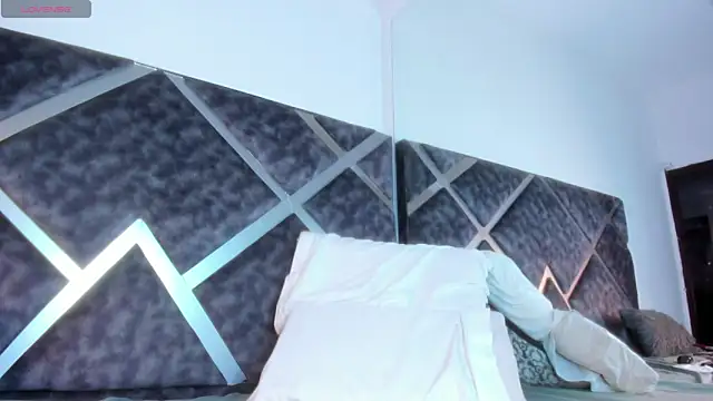 MelanyVegas online show from 02-24-26, 09:21