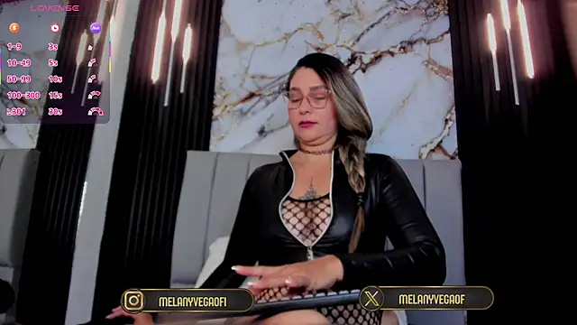 MelanyVegas online show from 02-11-26, 09:31