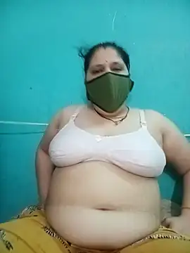 Snapshot of Kaja1919 chatting on 09-22-25, 04:02 Kaja1919 online show from 09-22-25, 04:02