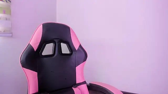 Arianna Jannes online show from 04-16-26, 06:19