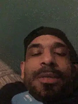 Snapshot of BEBE5757 chatting on 03-15-26, 11:39 BEBE5757 online show from 03-15-26, 11:39