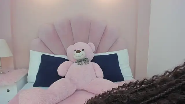 Snapshot of Melanyy_Ebonny chatting on 10-23-25, 03:49 Melanyy Ebonny online show from 10-23-25, 03:49
