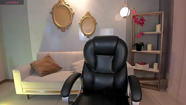 Snapshot of AmbarJames_ chatting on 09-16-25, 12:06 AmbarJames  online show from 09-16-25, 12:06