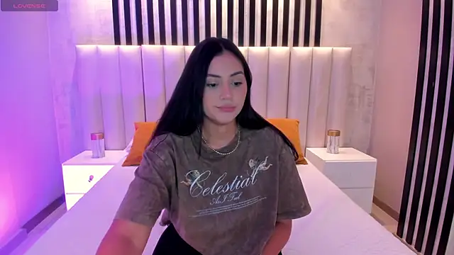 AmbarJames  online show from 02-11-26, 12:38