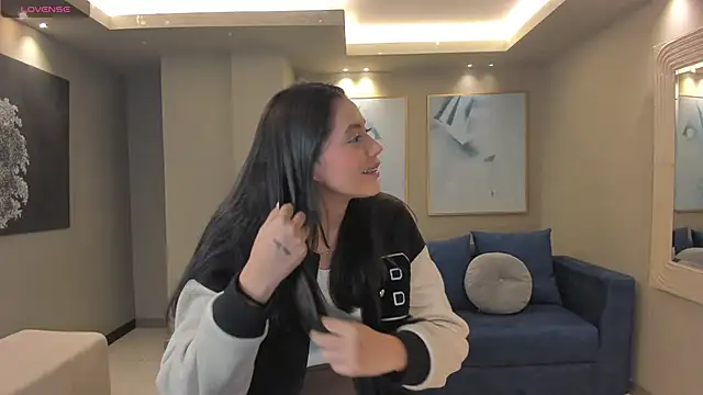 AmbarJames  online show from 11-03-25, 11:58