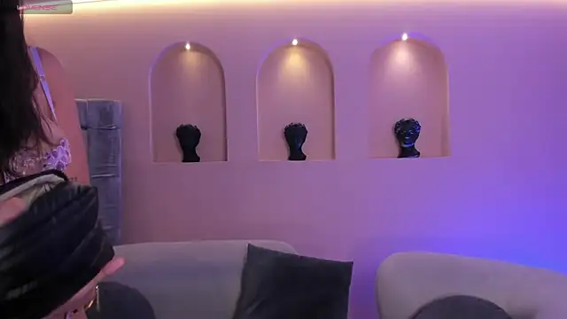 AmbarJames  online show from 02-23-26, 12:06