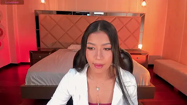 Snapshot of SophieHouston_ chatting on 03-03-26, 04:08 SophieHouston online show from 03-03-26, 04:08