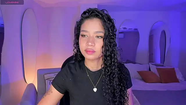 SophieHouston  online show from 10-26-25, 04:13