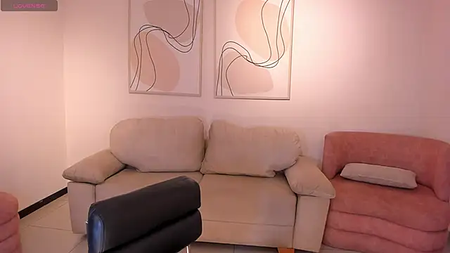 MilaLawrence online show from 06-02-26, 12:05