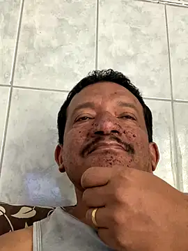 PIROCAGG21 online show from 11-28-25, 01:33