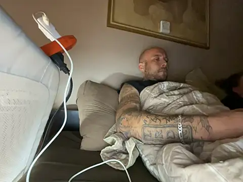 curis4270panda online show from 10-09-25, 02:56