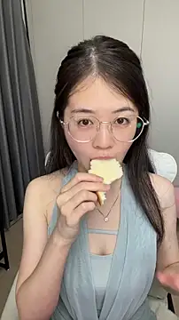 Qianqian-888 online show from 12-21-25, 01:08