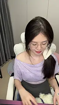 Qianqian-888 online show from 10-28-25, 12:59