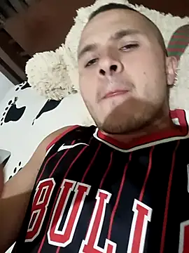 santiii   12 online show from 11-28-25, 12:55