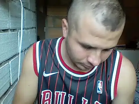 santiii   12 online show from 11-30-25, 10:10