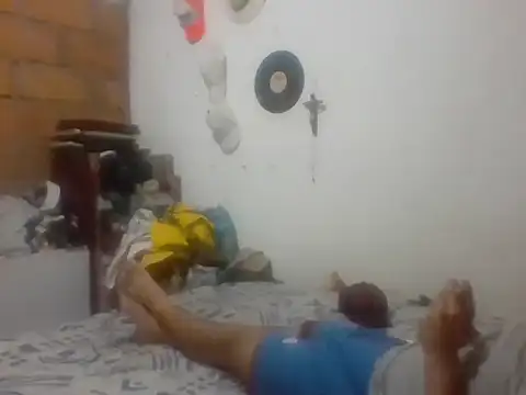 santiii   12 online show from 12-19-25, 05:10