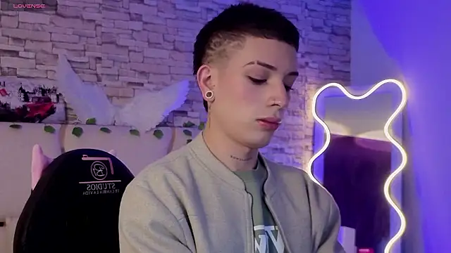 boyfox tay online show from 02-19-26, 07:22