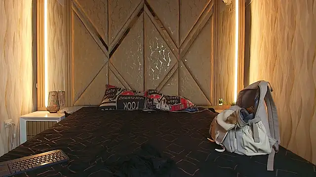 Hotcouple 222 online show from 03-28-26, 07:31