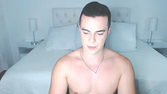 mr hunterx online show from 10-23-25, 04:22