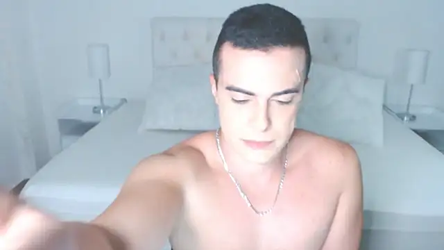 mr hunterx online show from 10-11-25, 01:06