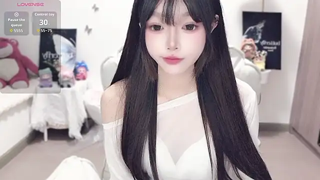 -EEBABY online show from 10-28-25, 01:10