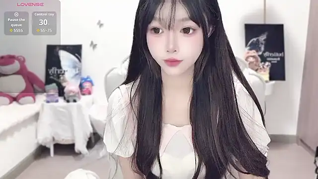 -EEBABY online show from 10-19-25, 10:45