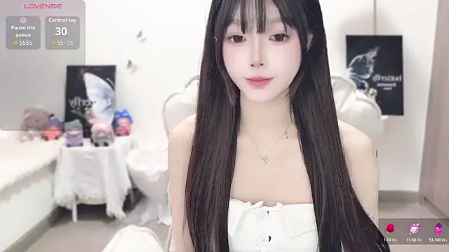 -EEBABY online show from 11-21-25, 02:43