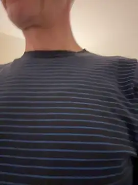 SexyLeon8 online show from 12-16-25, 03:27