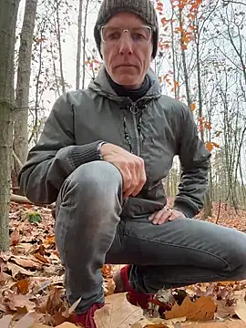 SexyLeon8 online show from 11-13-25, 01:37