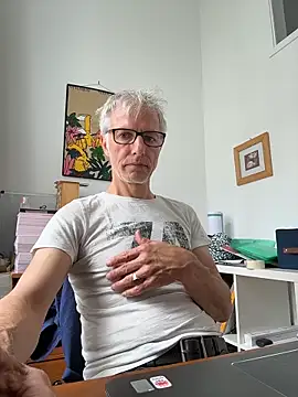 SexyLeon8 online show from 06-09-26, 01:56