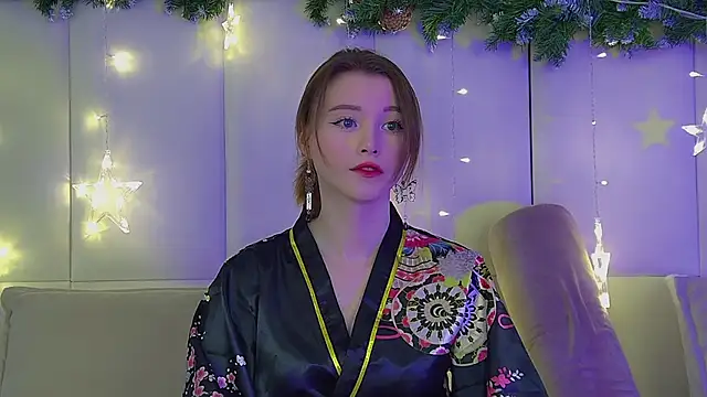 KeiraAsti online show from 12-05-25, 06:28