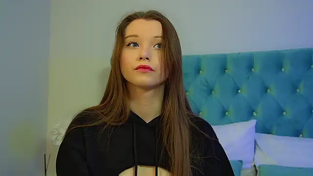 KeiraAsti online show from 03-10-26, 06:12