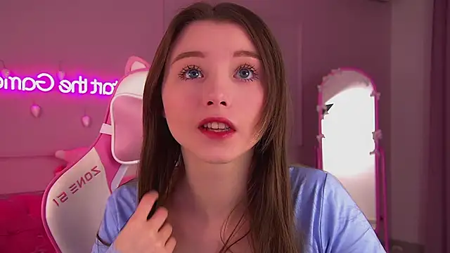 KeiraAsti online show from 12-02-25, 06:09