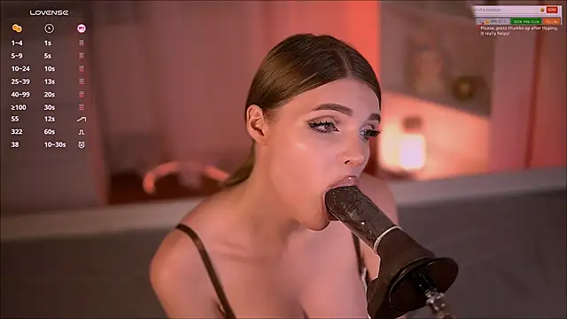 l0lidream  online show from 10-28-25, 04:17