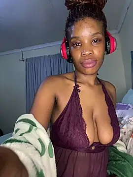 Caramel Mellow online show from 04-23-26, 12:17