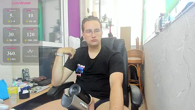 Snapshot of romiosabrino chatting on 07-01-26, 02:39 romiosabrino online show from 07-01-26, 02:39