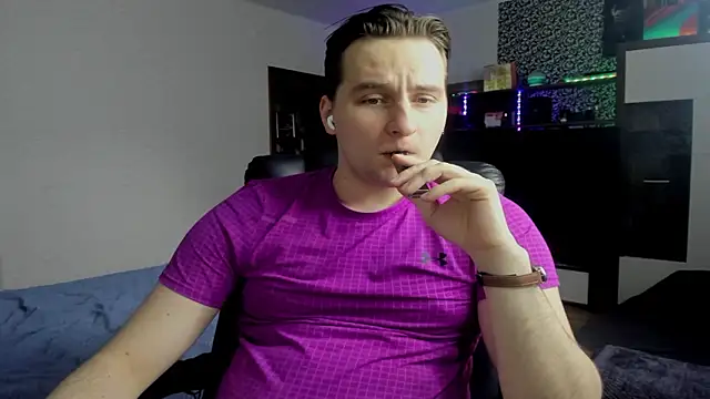 romiosabrino online show from 03-07-26, 02:33