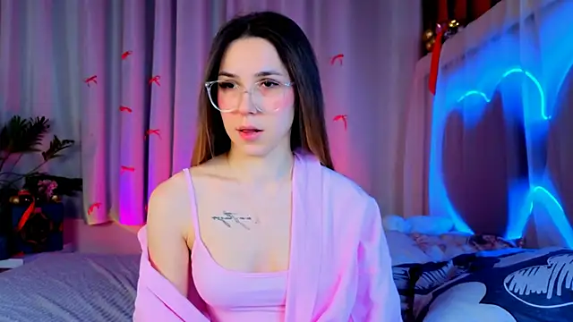 -CindyLou online show from 01-08-26, 05:24