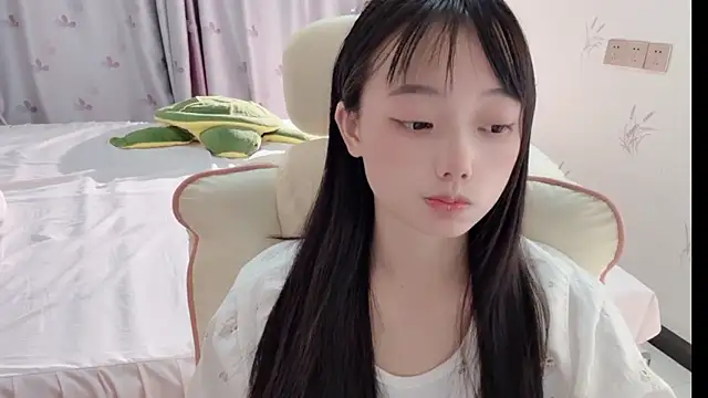 puppy-999 online show from 09-15-25, 03:34